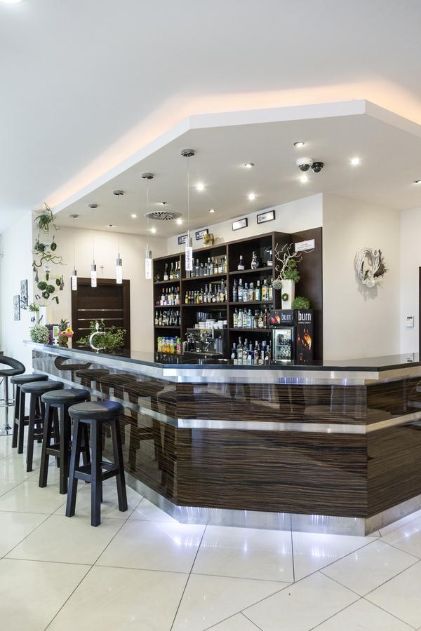 Wersal Siedlecki Hotel Седлице Екстериор снимка