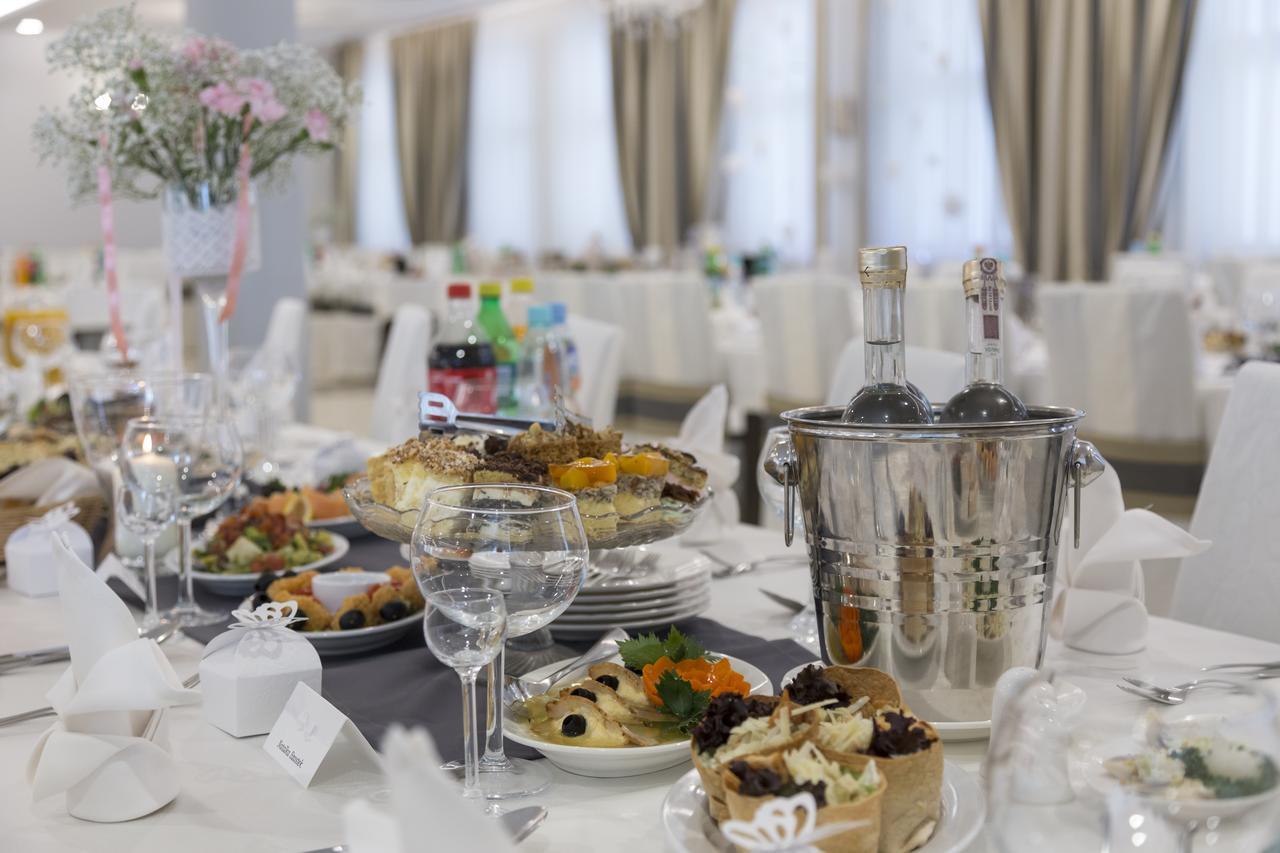 Wersal Siedlecki Hotel Седлице Екстериор снимка